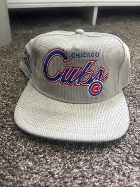 Urban Chicago Cubs Corduroy Baseball Cap - Light Gray with Red & Blue Logo